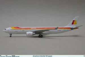 Iberia A330-300 EC-LUB Phoenix Modelos 1:400 - Imagen 1 de 2