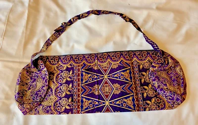Estera de yoga púrpura portadora bolsa de playa gimnasio bolsas deportivas correa para el hombro Bali Indonesia Foto 1 de 4