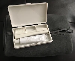 Vintage JAL 1st Class Amenity Bag Japanese Airline First Class Bag - Picture 1 of 11