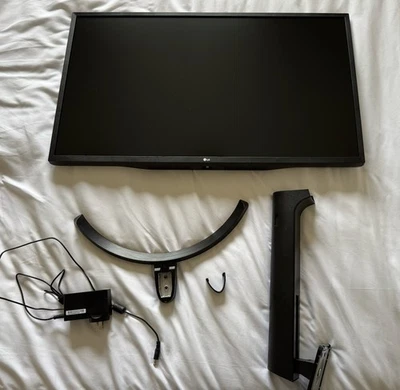 LG 32UD59-B 32" Class 4K UHD LED Monitor - Image 1 of 3