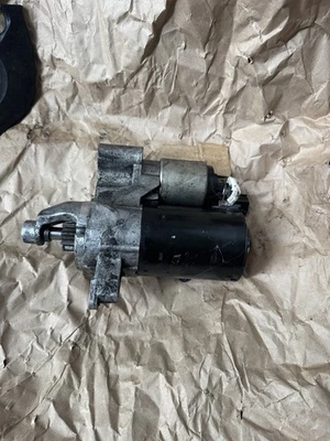 Automotive Starter Motor Audi Q5 A4 2009-2012 A5 2009-2011 A6 2009-2011 OEM 2.0 - Image 1 of 4