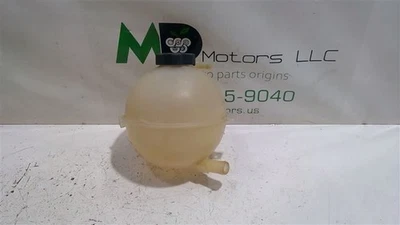 2016-2019 CHEVROLET EQUINOX, RADIATOR SURGE TANK 23386455 - Image 1 of 4