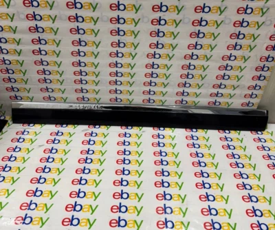 09-14 SUBURBAN FRONT RIGHT DOOR MOLDING TRIM OEM BLACK WA8555 CHROME DAMAGED - Image 1 of 4