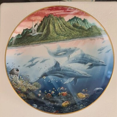 Danbury Mint Underwater Paradise " Hawaiian Muses " Collectors Plate COA 1991  - Image 1 of 4