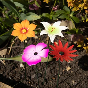 12x Metall Wildblumen Pfähle Set B Sommerblume Outdoor Rasen Topf Deko - Bild 1 von 3