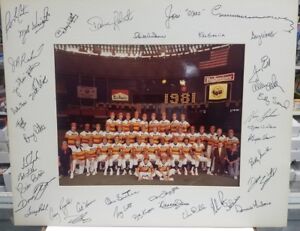 1981 Houston Astros Team Signed Photo (39 Signatures) Auto Ryan Beckett BAS