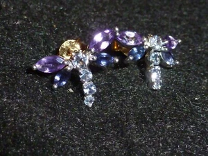 10K SOLID WHITE GOLD TOURMALINE & AMETHYST DRAGONFLY POST EARRINGS - Picture 1 of 10