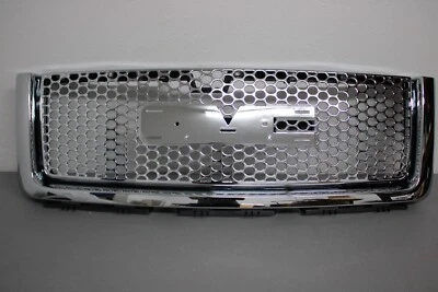 2007 2008 2009 2010 GMC SIERRA 1500 FRONT LOWER GRILLE - Imagem 1 de 4