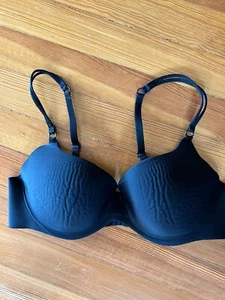 Wacoal Black Padded Underwire Bra Size 34B 2 Hook Closure - Picture 1 of 5