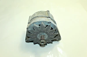 Lichtmaschine Generator Bosch 0120489547 35A für Mercedes W123 W115 W114 R107 - Picture 1 of 4