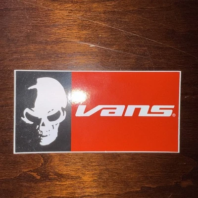 De colección Vans Pegatina Rara Negro Rojo Calavera Monopatín Nuevo Coleccionable Foto 1 de 2