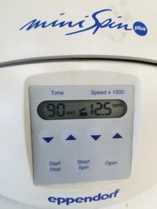 Eppendorf 5453 Mini Spin Plus Centrifuge W F-45-12-11 Rotor - Picture 1 of 11
