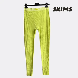 Skims Stretch Cotton Rib Leggings NWT Size M Lime Green Sold Out Retail $56 - Picture 1 of 5