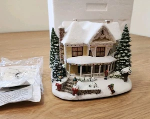 Thomas Kinkade VICTORIAN HOMESTEAD Hawthorne Village With Certificate  - Picture 1 of 5