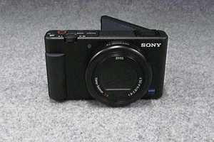 SONY ZV-1G Digital camera Number of effective pixels: 20.1 million pixels JAPAN - Picture 1 of 7