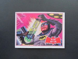 1966 Topps Batman Red Bat Card #25a In The Lab - Picture 1 of 2