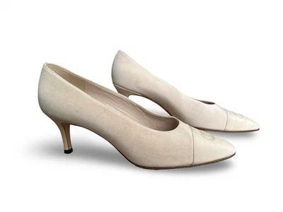 Zapatos de salón Chanel vintage beige punta talla 40,5 Foto 1 de 4