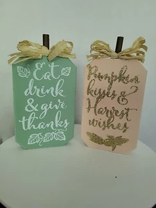 Calabazas bloque estante otoño. Comer, beber y dar gracias; besos de calabaza y deseos de cosecha - Imagen 1 de 6
