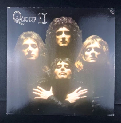 Queen II vinyl record LP album UK Press 33 RPM, NM M- - Image 1 of 4