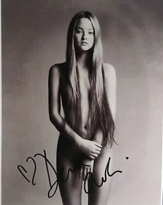 Devon Aoki signiert 8x10 - Bild 1 von 1