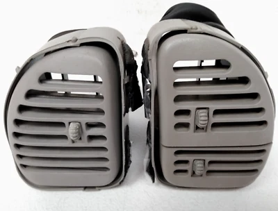 1995 1998 GMC Sierra Cluster Bezel Dash Air Vent Yukon 1997 1996 1500 2500 Y73 - Image 1 of 4