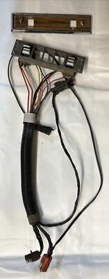 Jeep Grand Wagoneer SJ 84-91 OEM Passenger Right Front Master Door Window Switch - Image 1 of 3