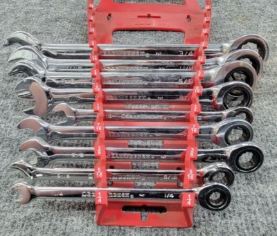 Juego de 9 llaves de trinquete de 12 puntos Foto 1 de 4