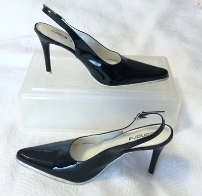 Tacones Sandra Stiletto de charol negro puntiagudos talla 8 Foto 1 de 4