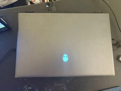 Alienware M16 R2 16" QHD  240Hz Laptop Ultra 7 155H 16GB RAM 1TB SSD RTX 4070 - Image 1 of 2