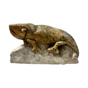 Statuina rettile pietra intagliata a mano vintage lucertola camaleonte iguana 4,5" statua - Foto 1 di 7