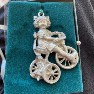 Pewter Port Girl Riding A Tricycle 1994. 4 X 2” Ornament - Picture 1 of 3