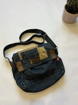 Bolsa masculina Diesel Avant Garde ombros patch trabalho - Imagem 1 de 4
