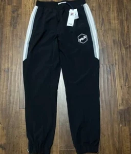 NUEVO CON ETIQUETAS FILA PANTALÓN CORTAVIENTOS SANZ LM23C753 negro para hombre talla pequeña $98. D2 - Imagen 1 de 9