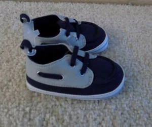 Carters (3-6 mo) Crib Style Soft Sole   FREE SHIPPING    FREE SHIPPING - Picture 1 of 3