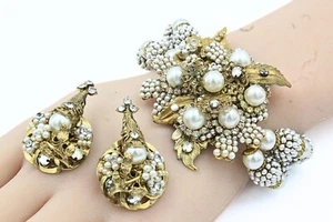 Early Robert DeMario Unsigned Cluster Faux Pearls Vintage Bracelet Earrings Set - Picture 1 of 11