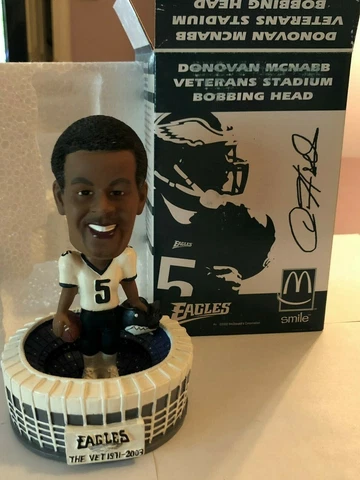 2012 McDonalds Veteran's Stadium Bobblehead DONOVAN MCNABB Eagles (White Jersey) Cover