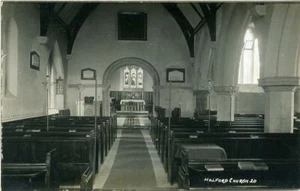 REAL PHOTO POSTCARD OF HALFORD CHURCH INTERIOR, (NEAR STRATFORD), WARWICKSHIRE - Foto 1 di 2