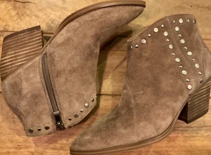 MARC FISHER DENI ANKLE BOOT WESTERN SUEDE STUDDED ( WOMENS 7.5 ) PREOWNED - Picture 1 of 7