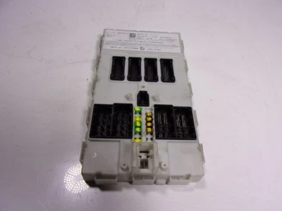 51210040913 CAJA RELES / FUSIBLES / 6825525 / 17344133 PARA MINI MINI F56 1.5 - Immagine 1 di 4