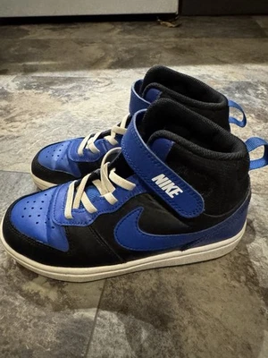 Boys 13.5 Nike Court Borough Mid 2 GS Black Blue   DM8873-001 - Image 1 of 4
