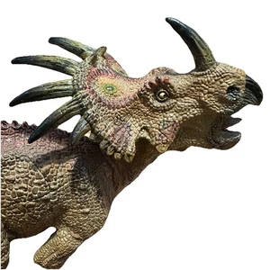 Figura de dinosaurio prehistórico Papo Styracosaurus 2010 - Imagen 1 de 12