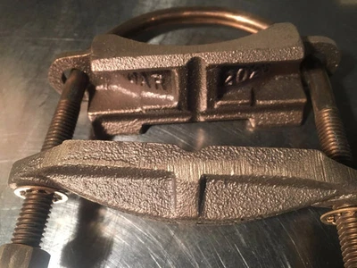 Burndy GAR2026 3"-3-1/2" IPS 4 SOL-2/0 STR Grounding Connector Bronze - Image 1 of 3