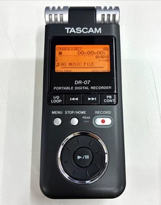 TASCAM DR-07 PORTABLE DIGITAL RECORDER TEAC Linear PCM Recorder SD/SDHC - Picture 1 of 9