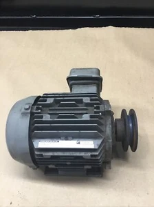 Hitachi TFO-K 3-phase motor, 0.4 KW 4P D122069 #716G13PR7 - Picture 1 of 5