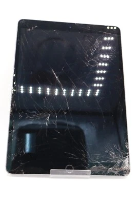 Apple iPad Air 3 256GB WLAN Weiß 10,5 Zoll A2152 Displayschaden #4868 - Bild 1 von 4