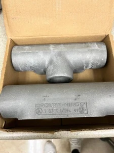 Paar Crouse-Hinds Eaton 1-1/2" 41 T57 Modell IF 863 Rohrkörper Draht ziehen - Bild 1 von 1