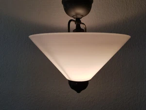 Deckenlampe von Berliner Messinglampen - ca. 33 cm hoch Deckenleuchte Glasschirm - Bild 1 von 9