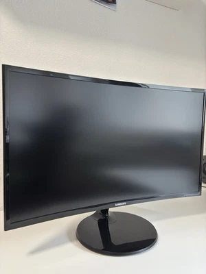 Samsung C27F398FWR 27 Zoll VA LCD Monitor - Schwarz-Glänzend - Bild 1 von 4