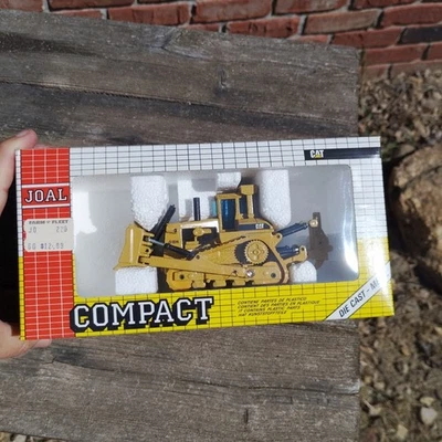 Joal Caterpillar Cat Chain Tractor D-10 Die Cast 1/70 Scale 220 w/ Box - Image 1 of 4