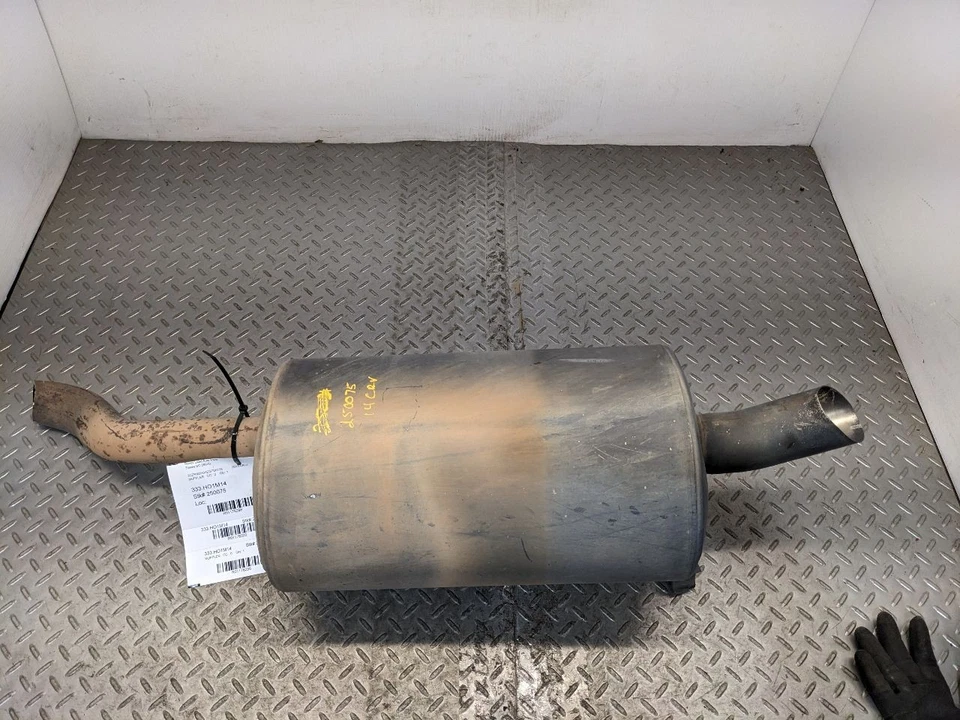 Silenciador de escape trasero Honda CRV 2012 2013 2014 2,4 L 18307T0GA03 1176298 Foto 1 de 4